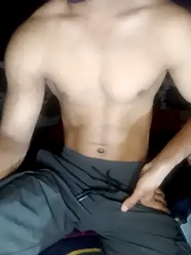 Snapshot of Fitboy07 chatting on February 18, 2026, 10:11 am Fitboy07 online show from February 18, 2026, 10:11 am