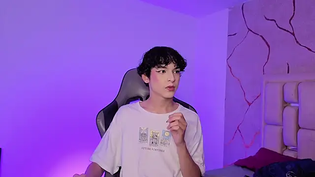 SthepanodiMonaco online show from February 14, 2026, 8:27 pm