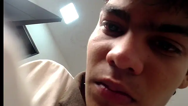 Snapshot of Lil_babyyy_ chatting on December 23, 2025, 3:37 am Lil babyyy online show from December 23, 2025, 3:37 am