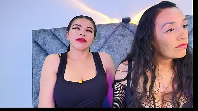 Snapshot of Nahomi_rous777 chatting on November 28, 2025, 7:49 pm Nahomi rous777 online show from November 28, 2025, 7:49 pm