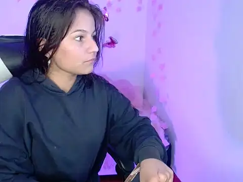 Snapshot of Nina__666 chatting on December 15, 2025, 11:25 am Nina 666 online show from December 15, 2025, 11:25 am