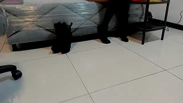 Snapshot of Lilith_Zamara_ chatting on December 16, 2025, 1:38 pm Lilith Zamara online show from December 16, 2025, 1:38 pm