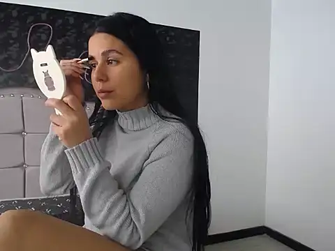 Snapshot of Alanaa_Sweet- chatting on December 5, 2025, 7:32 pm Alanaa Sweet- online show from December 5, 2025, 7:32 pm