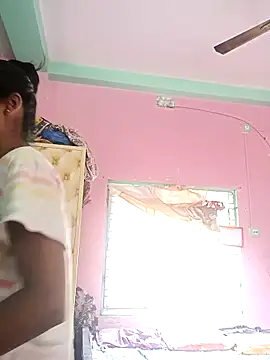 Snapshot of Cute_diya023 chatting on April 12, 2026, 3:22 am Cute diya023 online show from April 12, 2026, 3:22 am