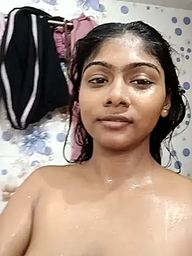 Snapshot of Cute_diya023 chatting on May 9, 2026, 7:02 am Cute diya023 online show from May 9, 2026, 7:02 am