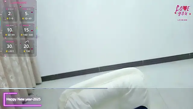 Snapshot of XINXINBB-2025 chatting on December 5, 2025, 2:20 am XINXINBB-2025 online show from December 5, 2025, 2:20 am