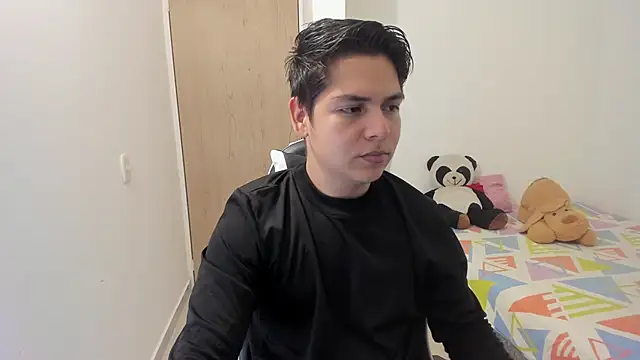 Asta YunoXXX online show from March 20, 2026, 7:02 am