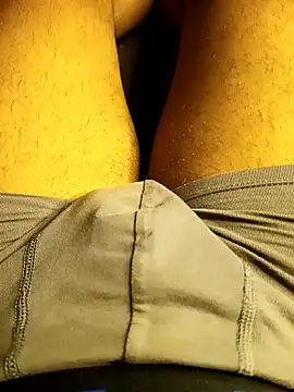 cakeboy992 online show from November 30, 2025, 2:32 pm