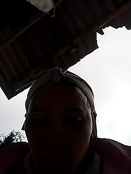 Snapshot of yes776 chatting on December 15, 2025, 5:55 am yes776 online show from December 15, 2025, 5:55 am