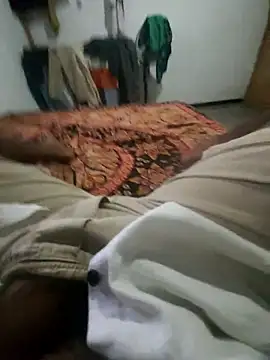 Snapshot of sheneth2005 chatting on December 16, 2025, 8:41 am sheneth2005 online show from December 16, 2025, 8:41 am