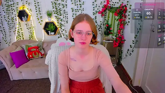 Snapshot of Mia_Mooore chatting on December 17, 2025, 2:01 pm Mia Mooore online show from December 17, 2025, 2:01 pm