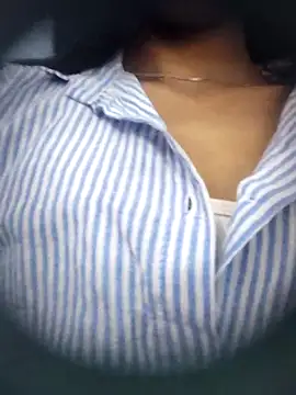 Snapshot of Isha_Liha chatting on December 2, 2025, 6:41 am Isha Liha online show from December 2, 2025, 6:41 am