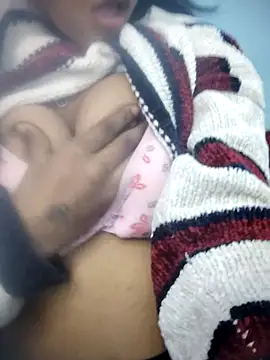 Snapshot of Isha_Liha chatting on December 4, 2025, 5:39 am Isha Liha online show from December 4, 2025, 5:39 am