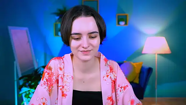 Snapshot of KateWillows chatting on December 4, 2025, 4:11 am KateWillows online show from December 4, 2025, 4:11 am