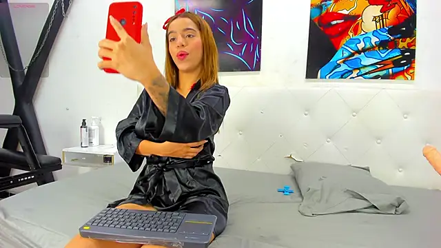 Snapshot of lucy_78_sweet chatting on December 2, 2025, 1:28 pm lucy 78 sweet online show from December 2, 2025, 1:28 pm