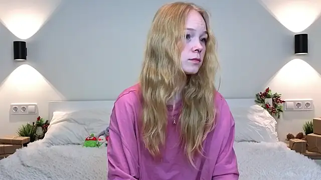 GhisllaineWestler online show from February 9, 2026, 4:27 am