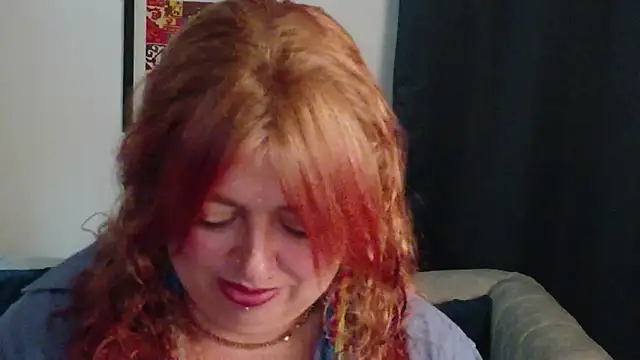 Snapshot of MilfArlet chatting on July 7, 2026, 2:21 pm MilfArlet online show from July 7, 2026, 2:21 pm