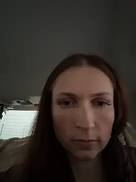 Snapshot of ZaraHill chatting on December 15, 2025, 2:49 am ZaraHill online show from December 15, 2025, 2:49 am