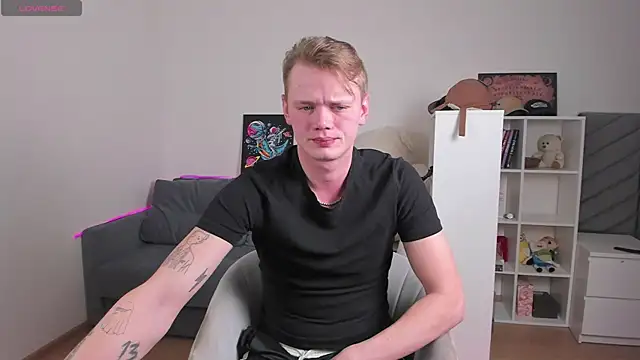 Snapshot of billbateman chatting on December 19, 2025, 4:47 pm billbateman online show from December 19, 2025, 4:47 pm