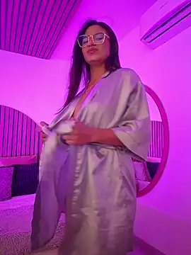 Snapshot of Lu_Alzafirah chatting on December 1, 2025, 2:44 pm Lu Alzafirah online show from December 1, 2025, 2:44 pm