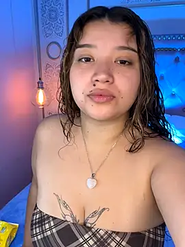 Snapshot of honny_blaice chatting on December 4, 2025, 12:03 pm honny blaice online show from December 4, 2025, 12:03 pm