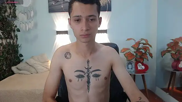 Snapshot of LucassSmith11 chatting on December 16, 2025, 11:26 am LucassSmith11 online show from December 16, 2025, 11:26 am