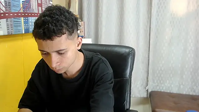 LucassSmith11 online show from May 27, 2026, 2:52 am