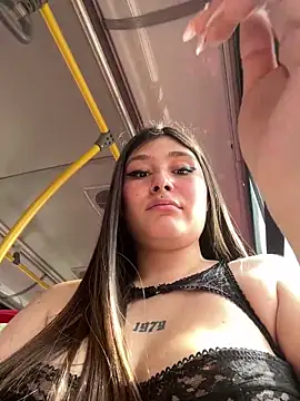 Snapshot of AngieG02_ chatting on December 1, 2025, 7:08 pm AngieG02 online show from December 1, 2025, 7:08 pm