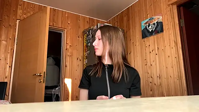 Snapshot of UnsentAle chatting on December 5, 2025, 11:08 am UnsentAle online show from December 5, 2025, 11:08 am