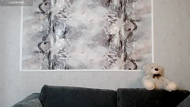 Snapshot of MisaLumia chatting on December 4, 2025, 6:05 pm MisaLumia online show from December 4, 2025, 6:05 pm