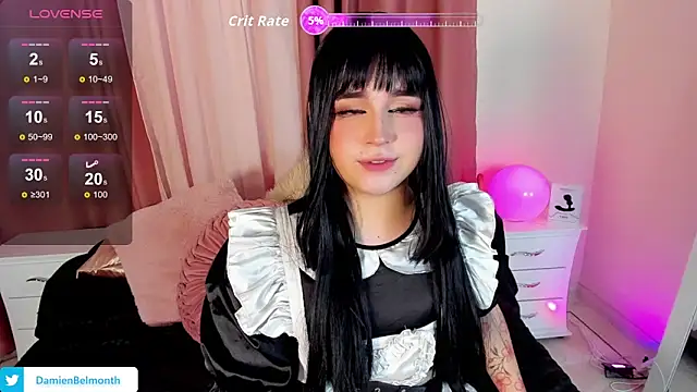 daniellesins2 online show from December 5, 2025, 12:36 pm