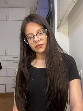 Snapshot of omifresita chatting on August 5, 2026, 9:39 pm omifresita online show from August 5, 2026, 9:39 pm