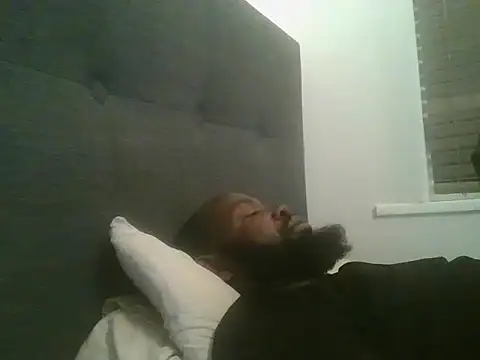 Snapshot of smartfuck777 chatting on December 17, 2025, 3:23 am smartfuck777 online show from December 17, 2025, 3:23 am