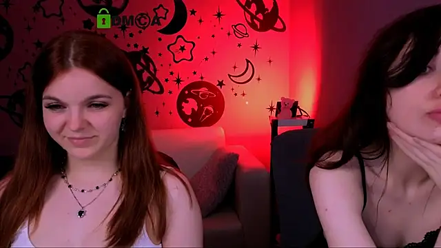 Snapshot of mikameovv chatting on June 24, 2026, 8:52 pm mikameovv online show from June 24, 2026, 8:52 pm