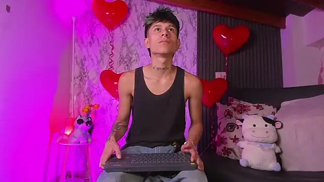 Jake beach  online show from February 13, 2026, 1:56 am