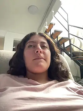 kayla lumin online show from December 16, 2025, 7:41 pm