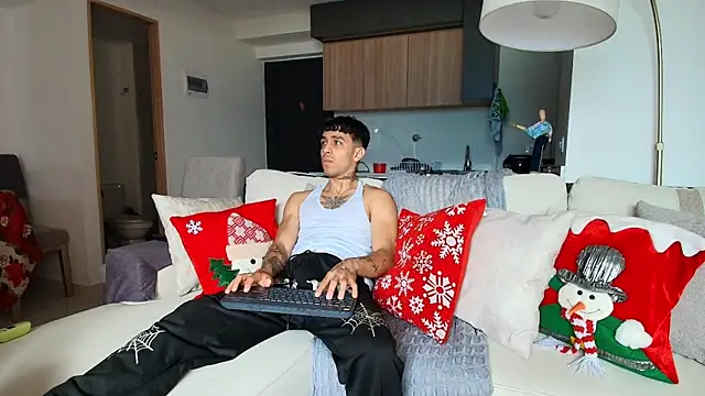 liorvante online show from January 6, 2026, 5:49 pm