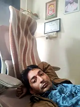 Snapshot of TwinklyBasket897 chatting on November 29, 2025, 7:00 am TwinklyBasket897 online show from November 29, 2025, 7:00 am