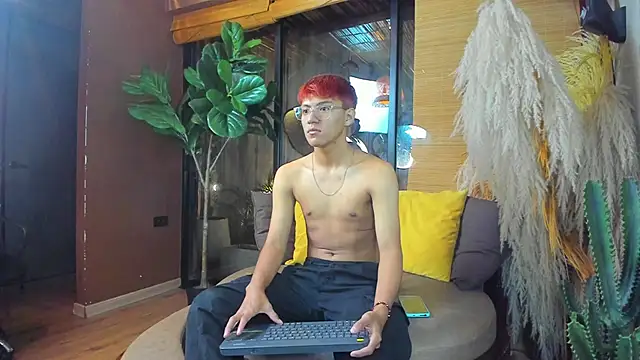 Snapshot of isaac_grimm chatting on December 3, 2025, 3:14 am isaac grimm online show from December 3, 2025, 3:14 am