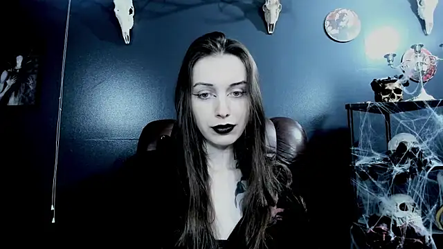 Snapshot of MistressNightmare chatting on December 3, 2025, 8:29 pm MistressNightmare online show from December 3, 2025, 8:29 pm