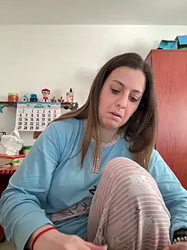 Sareyxon online show from April 14, 2026, 7:14 am