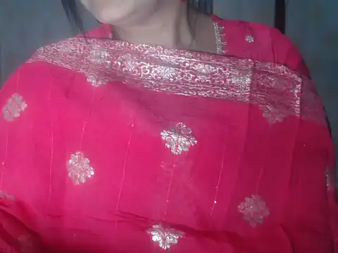 Hotronita123 online show from January 14, 2026, 4:34 pm