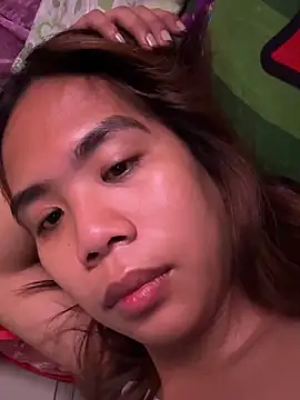 Margaux4U online show from April 12, 2026, 10:48 pm