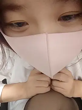 Snapshot of miniiceyya chatting on February 25, 2026, 3:10 pm miniiceyya online show from February 25, 2026, 3:10 pm