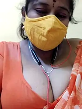 Snapshot of Thanmaya22 chatting on December 3, 2025, 2:48 pm Thanmaya22 online show from December 3, 2025, 2:48 pm