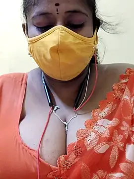 Snapshot of Thanmaya22 chatting on December 4, 2025, 12:25 pm Thanmaya22 online show from December 4, 2025, 12:25 pm