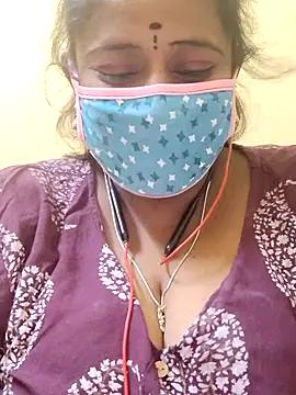 Snapshot of Thanmaya22 chatting on December 5, 2025, 12:03 pm Thanmaya22 online show from December 5, 2025, 12:03 pm