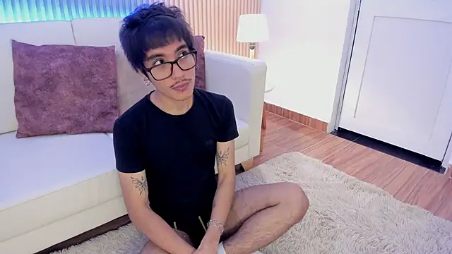 Snapshot of Antonio_rowan chatting on December 15, 2025, 1:26 pm Antonio rowan online show from December 15, 2025, 1:26 pm