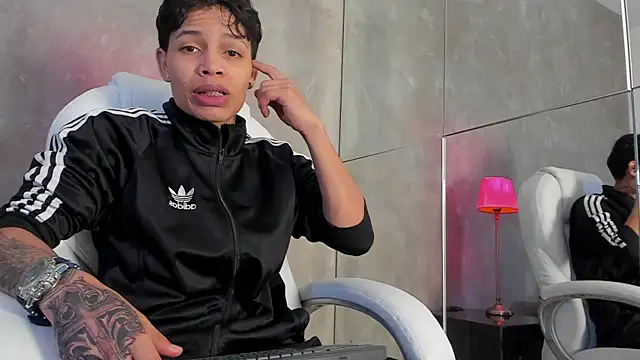 Renzo Dogan online show from December 3, 2025, 3:03 am