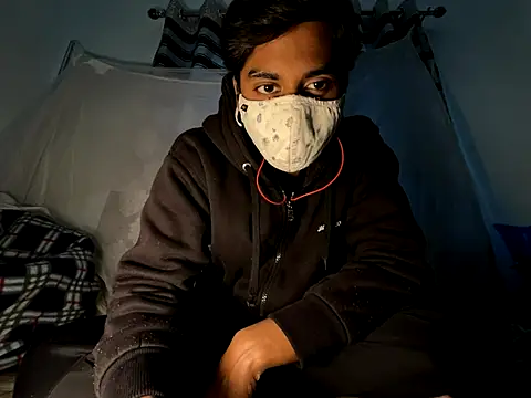 Snapshot of hunterboy2001 chatting on December 5, 2025, 8:12 am hunterboy2001 online show from December 5, 2025, 8:12 am